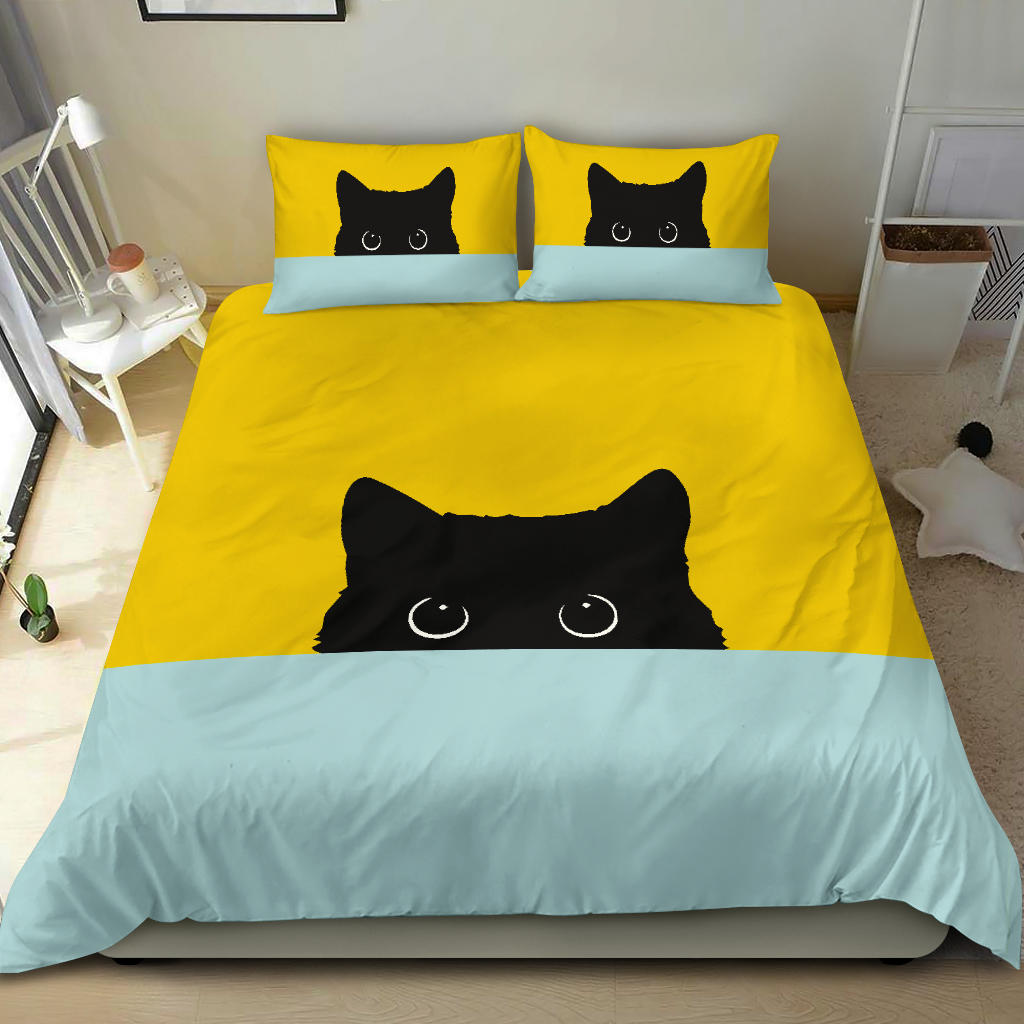 Sneak Cat Bedding Set