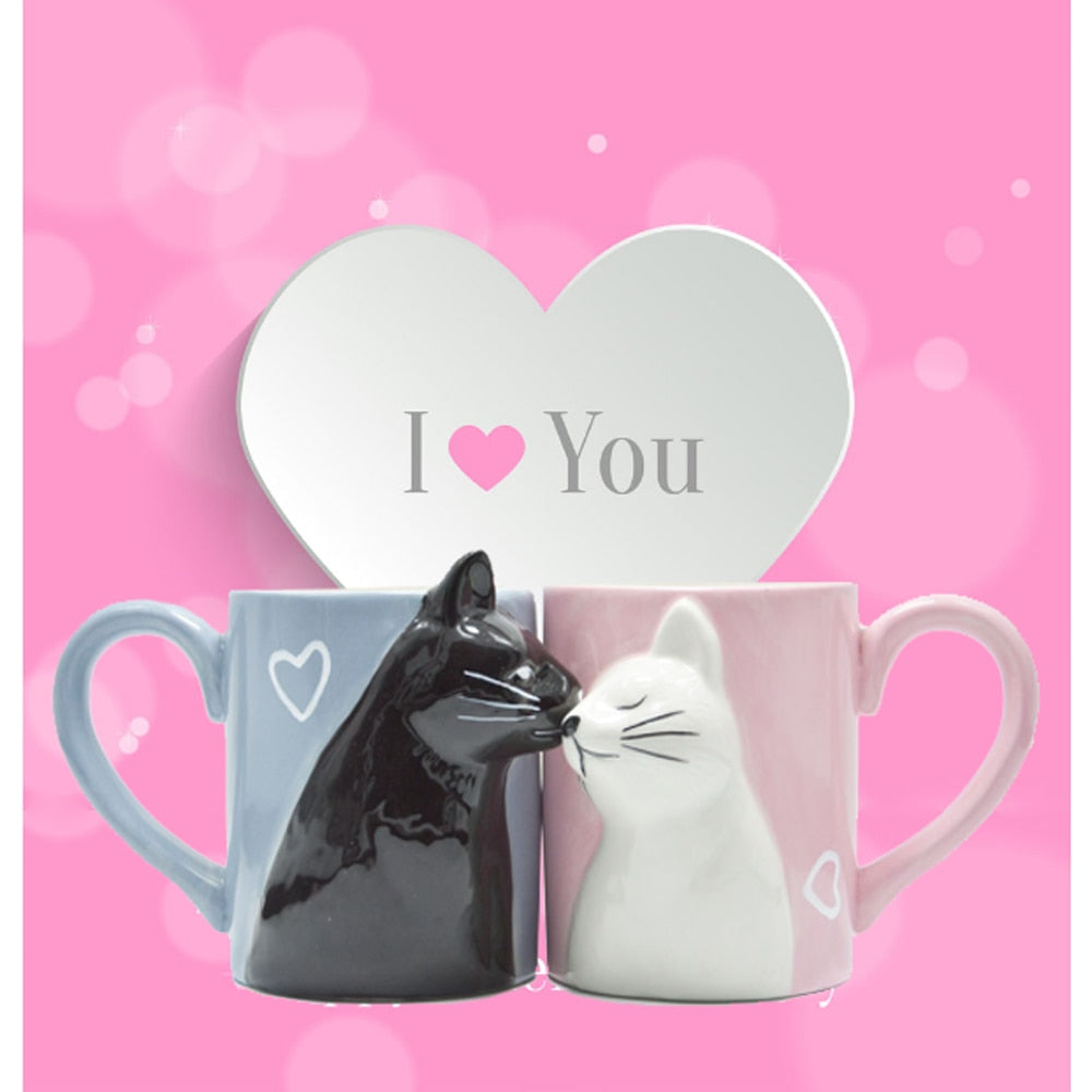 2 Pieces Luxury Kissing Cats Mugs